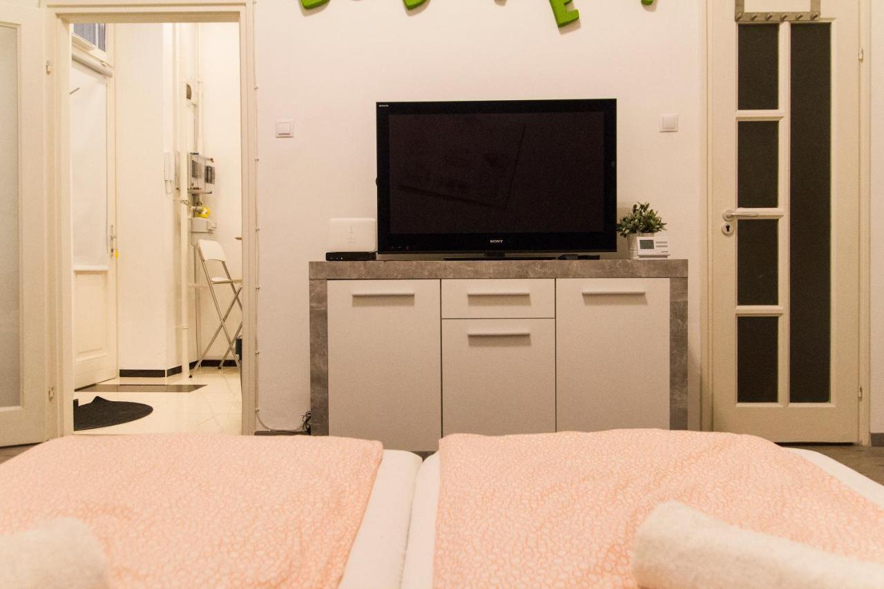 Wonderful Apartment บูดาเปสต์ ภายนอก รูปภาพ